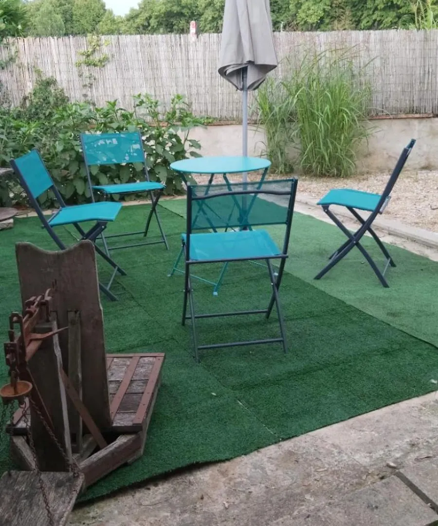 Holiday home Balades Au Fil De L'Eau - Maison 3 Chambres Face Au Canal - Garage Et Parking Prives Montauban